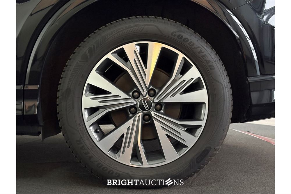 Audi Q4 35 Advanced edition 55 kWh 2022 (Origineel-NL), R-916-DG