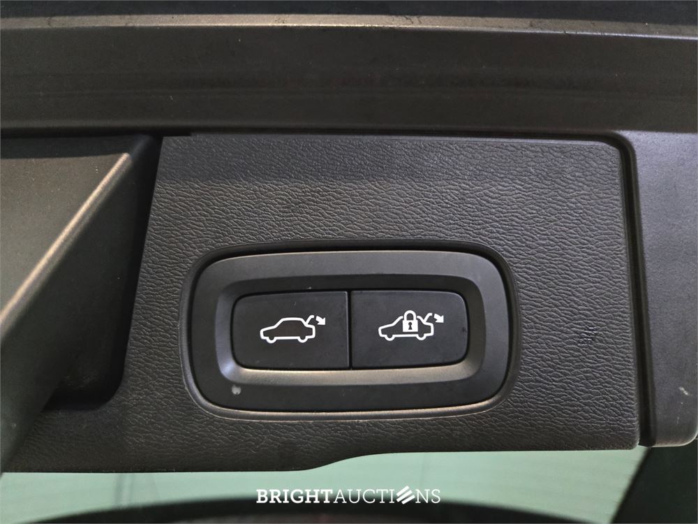 Volvo XC60 B4 Inscription 2.0 197pk 2022, R-499-PK