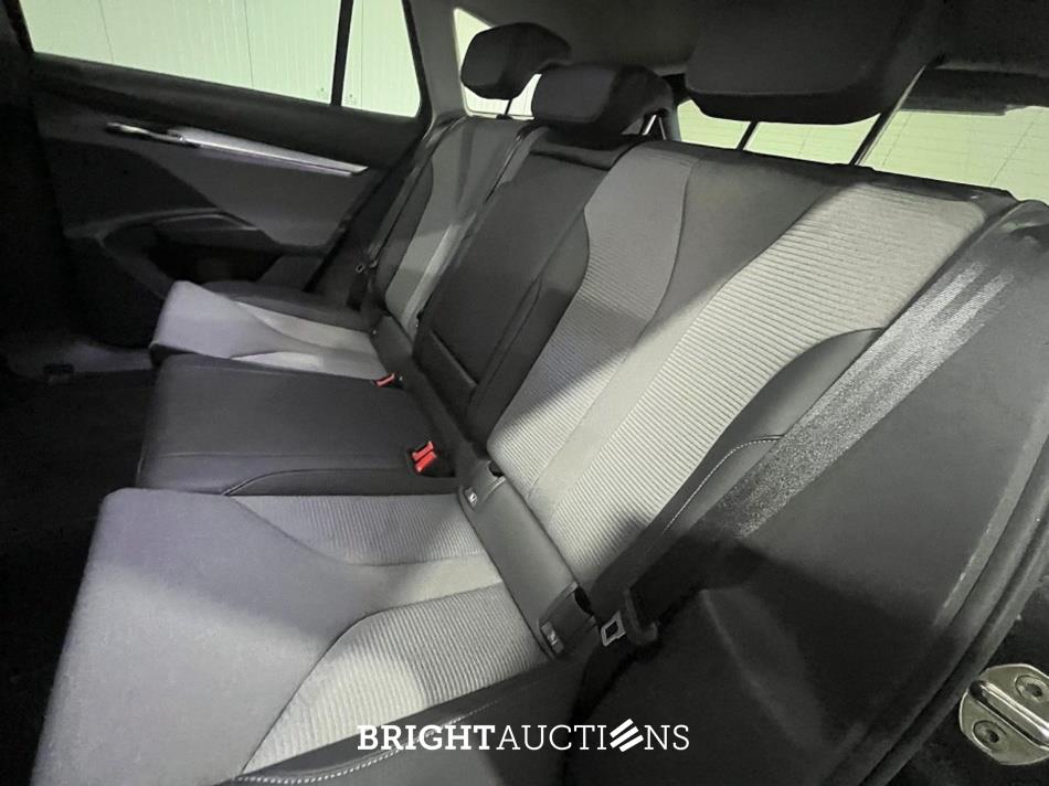 Škoda Enyaq 204pk 2022 (Origineel-NL), P-876-JX