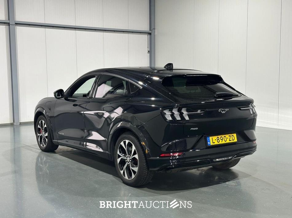 Ford Mustang Mach-E AWD 75 kWh 258pk 2021 (Origineel-NL), L-890-ZD