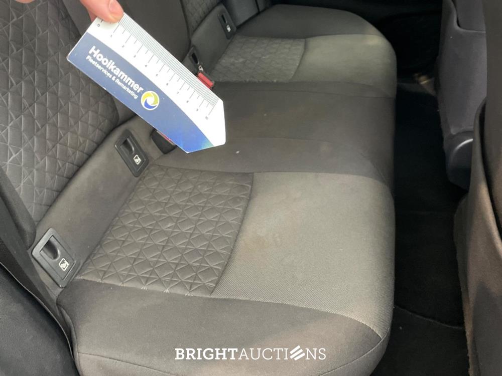 Toyota C-HR Hybrid Dynamic 2.0 261pk 2021 (Origineel-NL), L-425-SZ