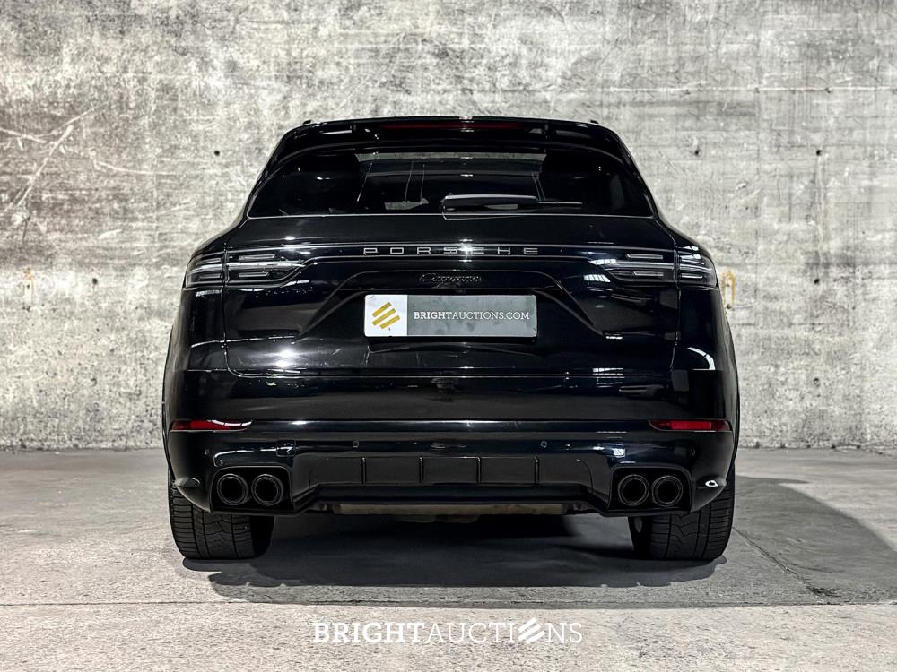 Porsche Cayenne E-Hybrid Platinum Edition 3.0 V6 462pk 2023 (Origineel-NL), NL-kenteken