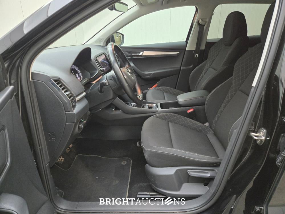 Škoda Karoq Business Edition 1.0 TSI 110pk 2021 (Origineel-NL), L-247-ZT