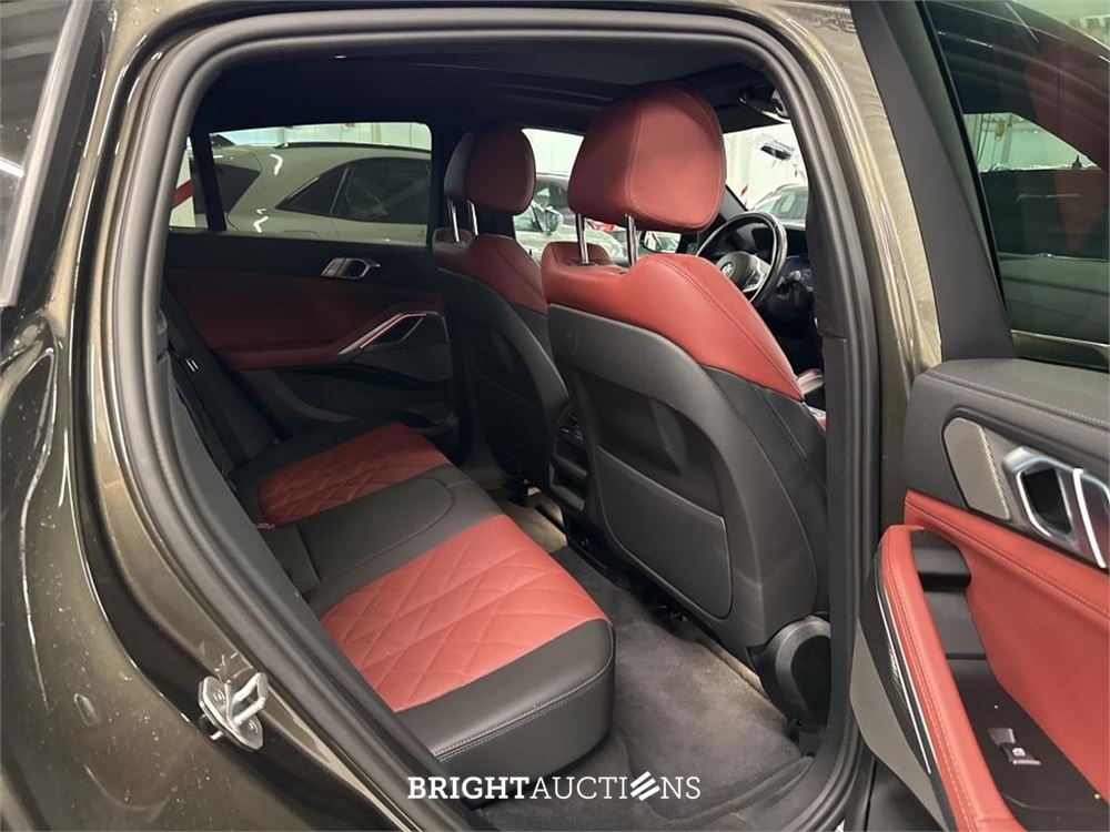 BMW X6 xDrive40i High Executive 334pk 2022, T-011-KL