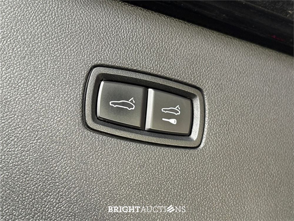 Porsche Cayenne E-Hybrid Platinum Edition 3.0 476pk 2022 (Origineel-NL), P-588-ZV