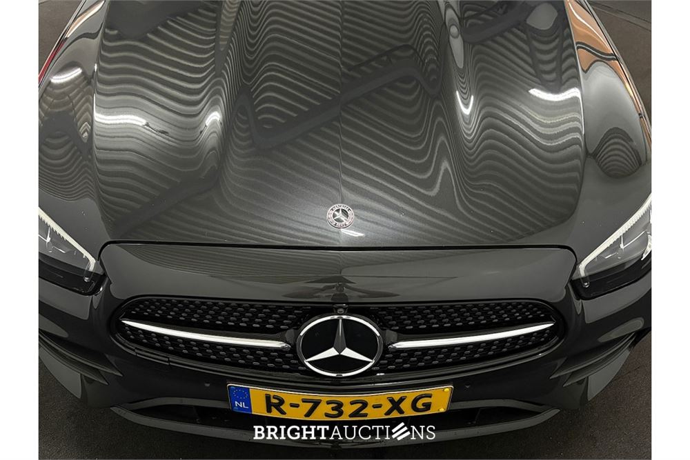 Mercedes-Benz e 300 e E-Klass AMG Line 333pk 2023 (Origineel-NL) E-klasse, R-732-XG