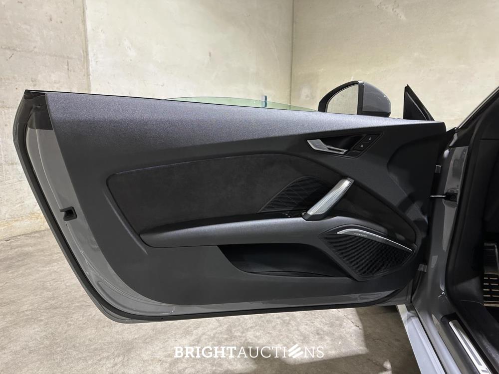 Audi TT Roadster 2.5 TFSI TT RS quattro 400pk 2018, P-886-JD