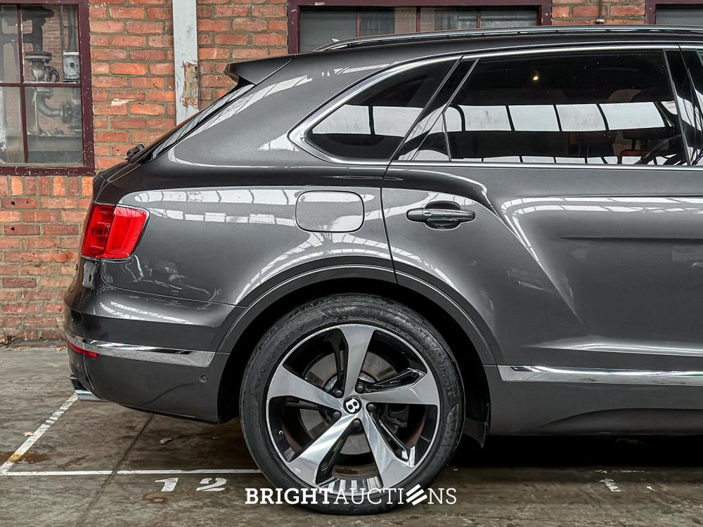 Bentley Bentayga Hybrid 3.0 340pk 2020