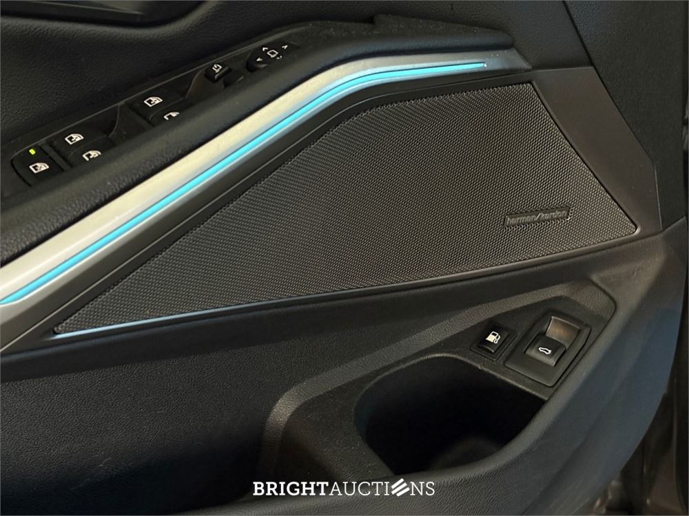 BMW 330e Touring 292pk 2023 (Origineel-NL) 3-Serie, T-265-ND