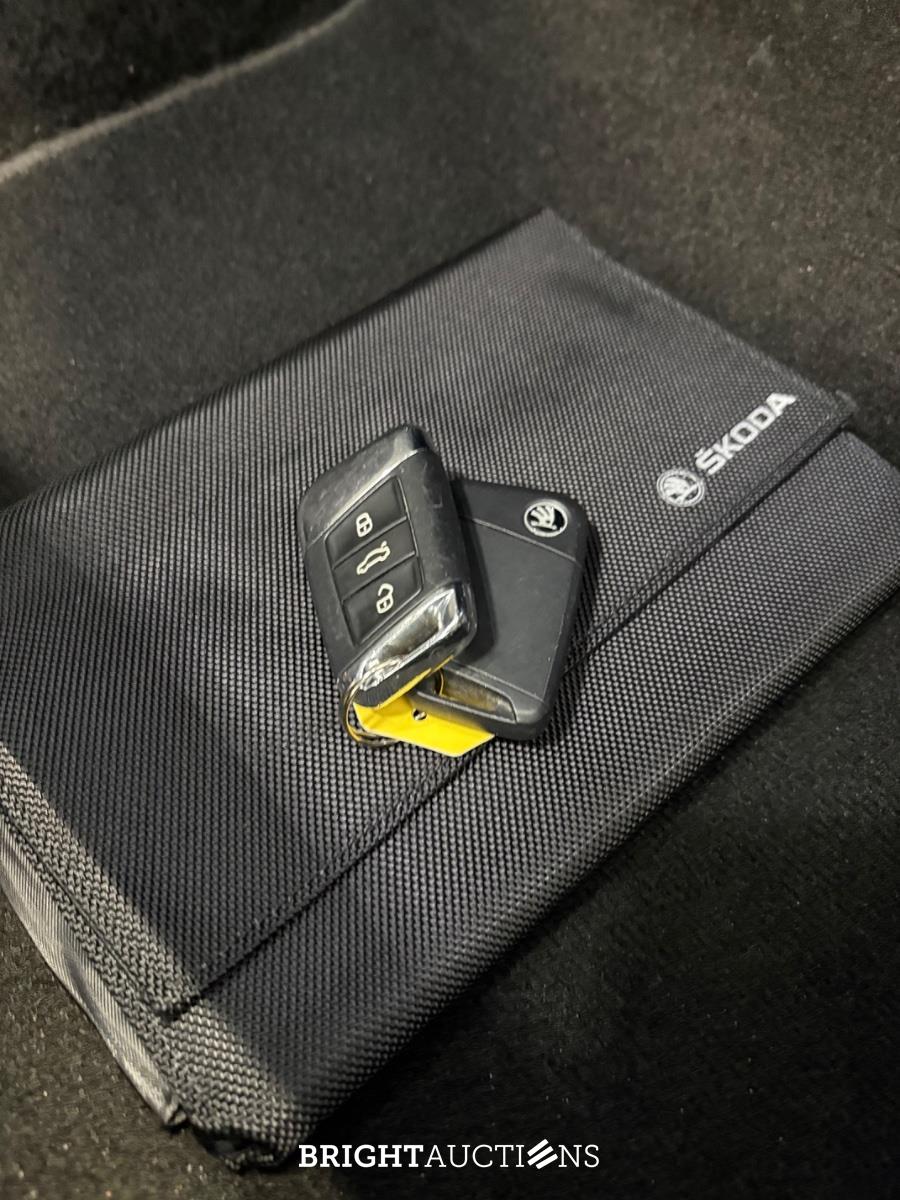 Skoda Kodiaq Sportline Business 1.5 TSI 150pk 2021 (Origineel-NL), K-922-XN