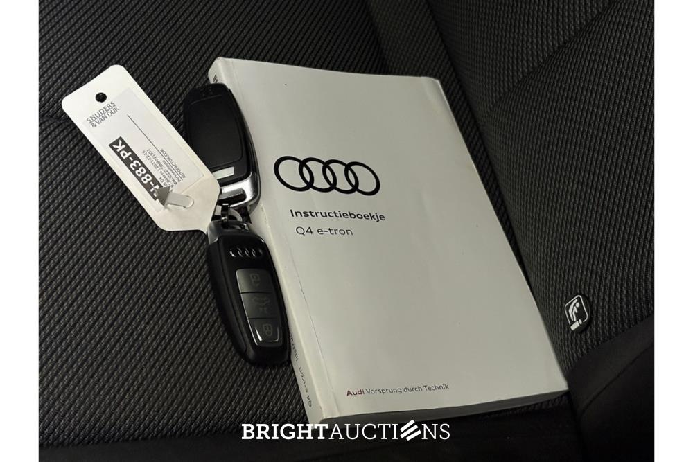 Audi Q4 40 Launch edition Advanced 77 kWh 204pk 2021 (Origineel-NL), N-883-PK