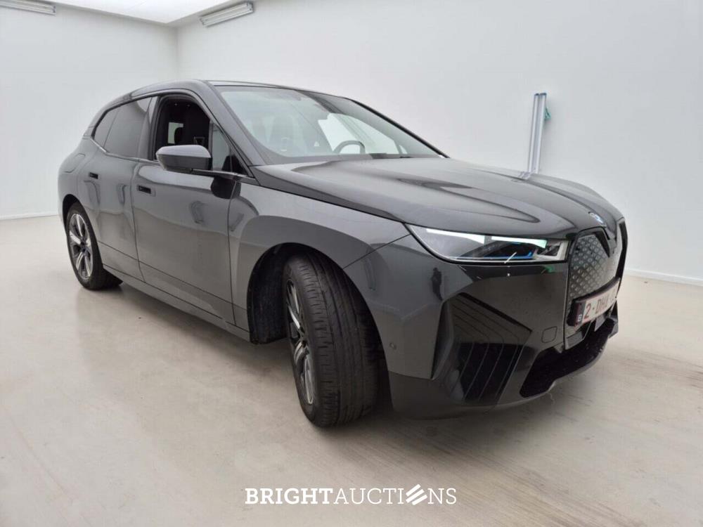 BMW iX xDrive40 272pk 2023, 2DHA020