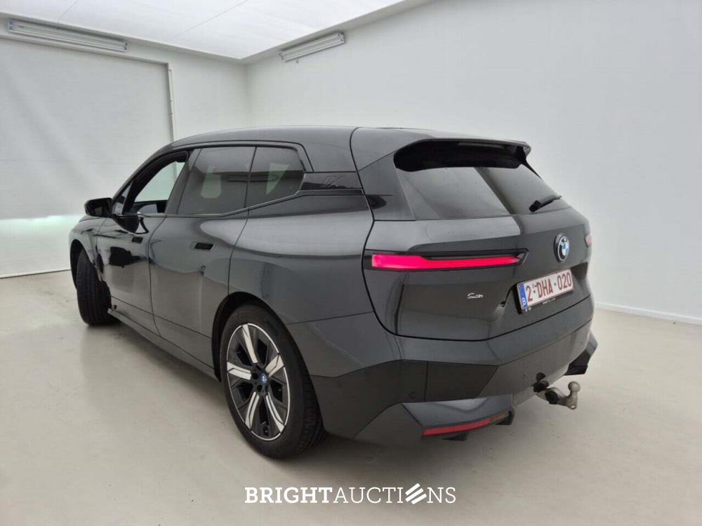 BMW iX xDrive40 272pk 2023, 2DHA020