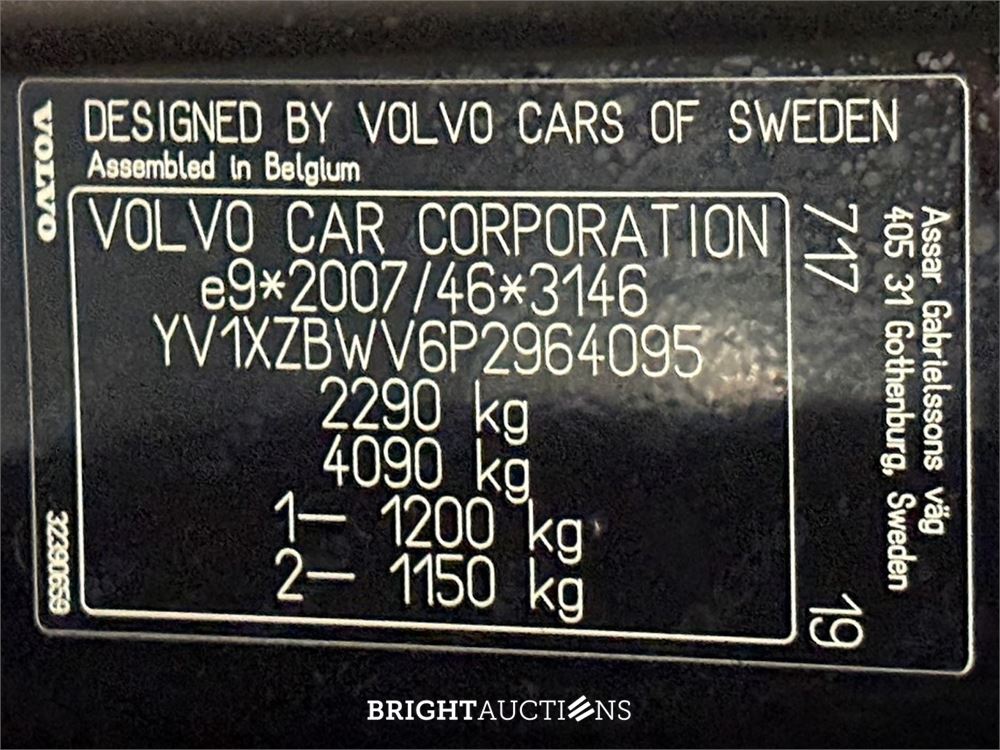 Volvo XC40 T4 Plug-in Hybrid Ultimate Bright 1.5 211pk 2022 (Origineel-NL), R-982-ND