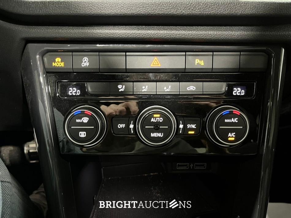 Volkswagen T-Roc Sport Business R Pano 1.5 TSI 150pk 2020 (Origineel-NL), H-289-PZ