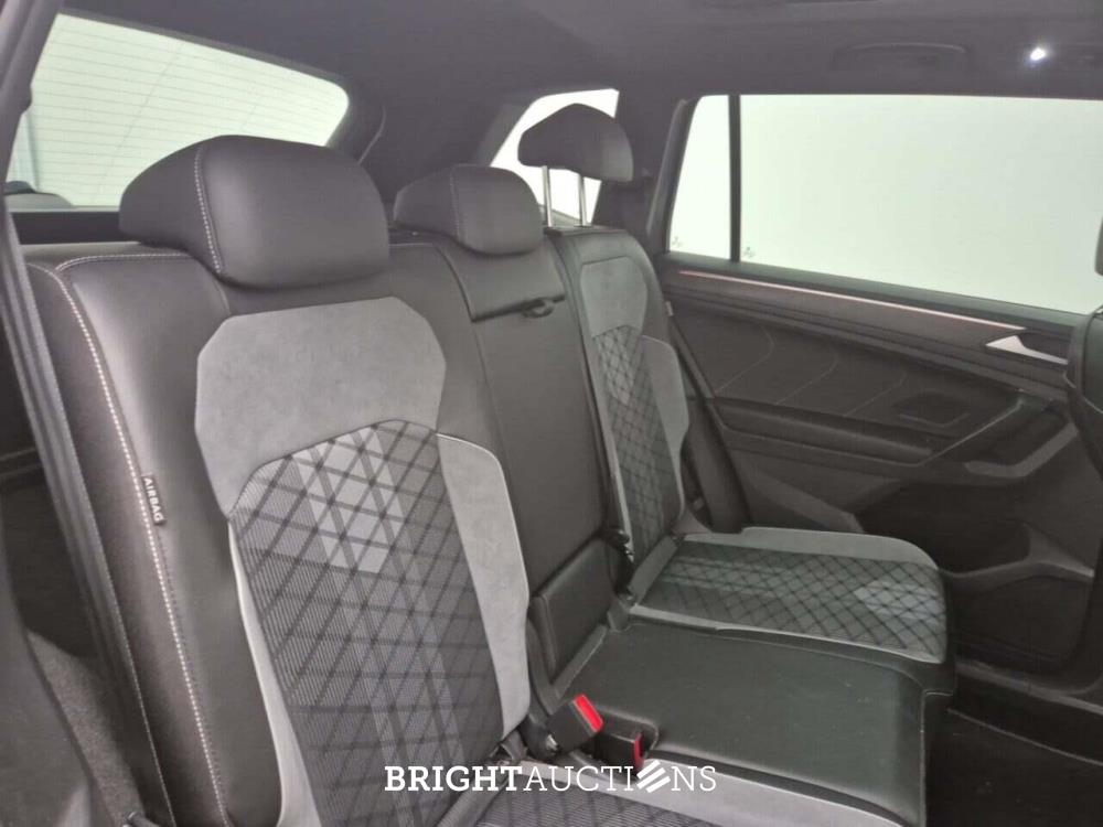 Volkswagen Tiguan Allspace R-Line Business 1.5 TSI DSG 150pk 2023 (Origineel-NL), T-762-FS