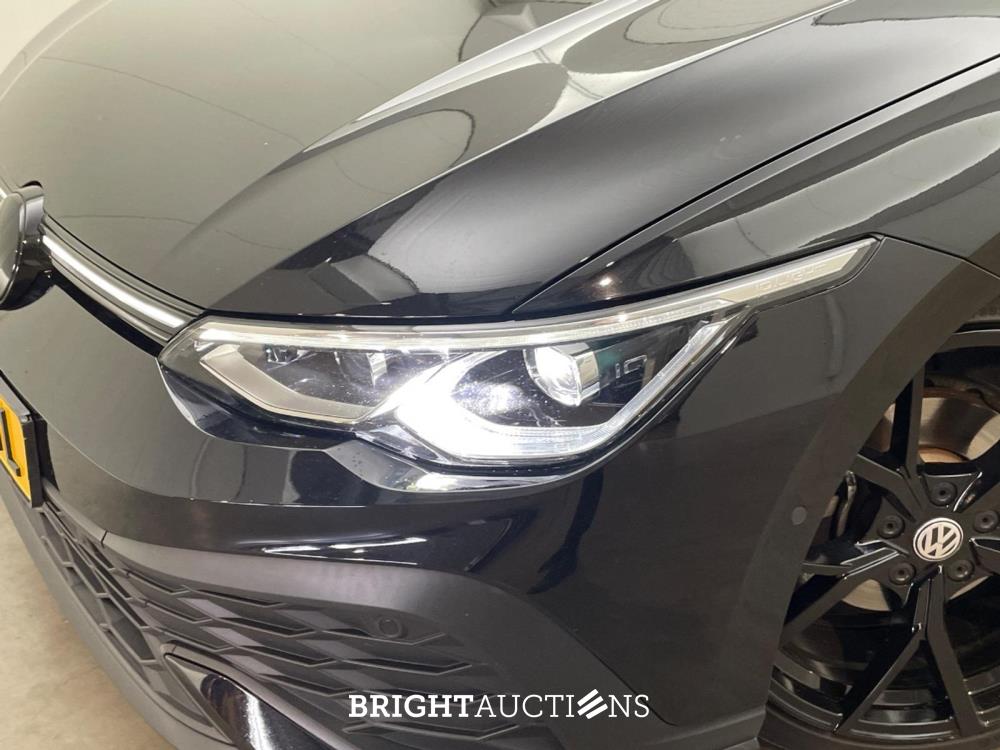 Volkswagen Golf eTSI Style 1.5 150pk 2020, X-368-TL