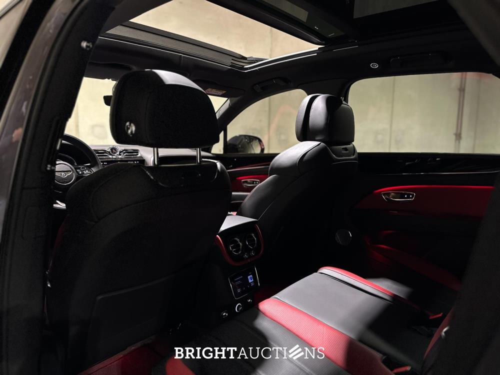 Bentley Bentayga 4.0 V8 S 549pk 2022 (Origineel-NL), P-719-VF