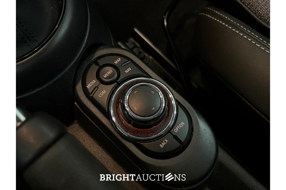 MINI Mini Cooper Camden Edition 1.5 136pk 2023 (Origineel-NL), X-556-FZ