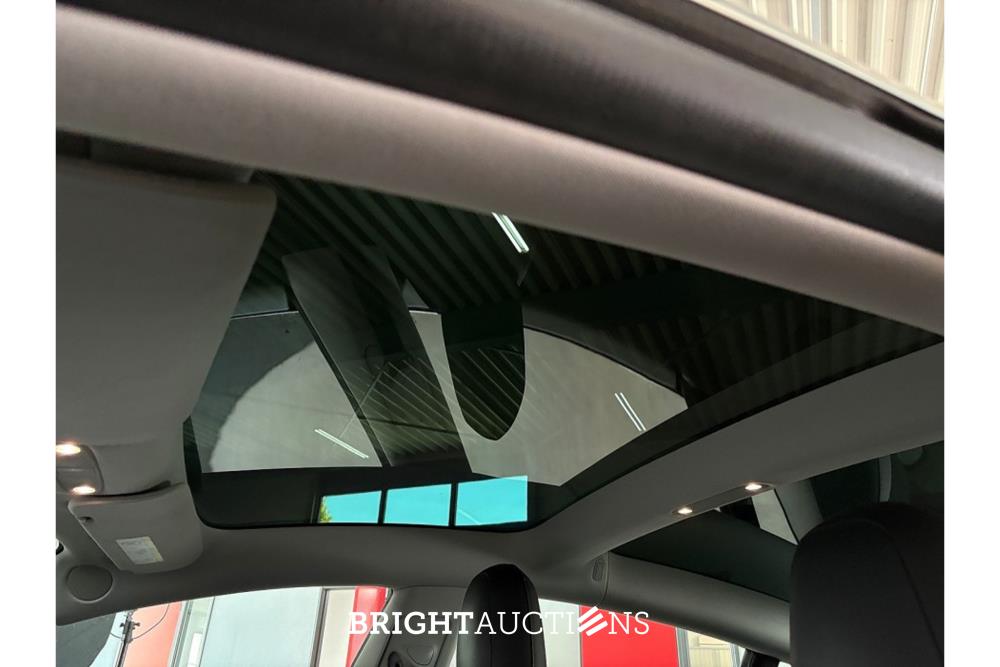 Tesla Model 3 Standard RWD Plus 60 kWh 238pk 2020 (Origineel-NL), K-748-GL