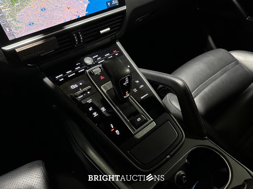 Porsche Cayenne Coupé 3.0 V6 E-Hybrid 462pk 2019 (Origineel-NL), G-145-HL