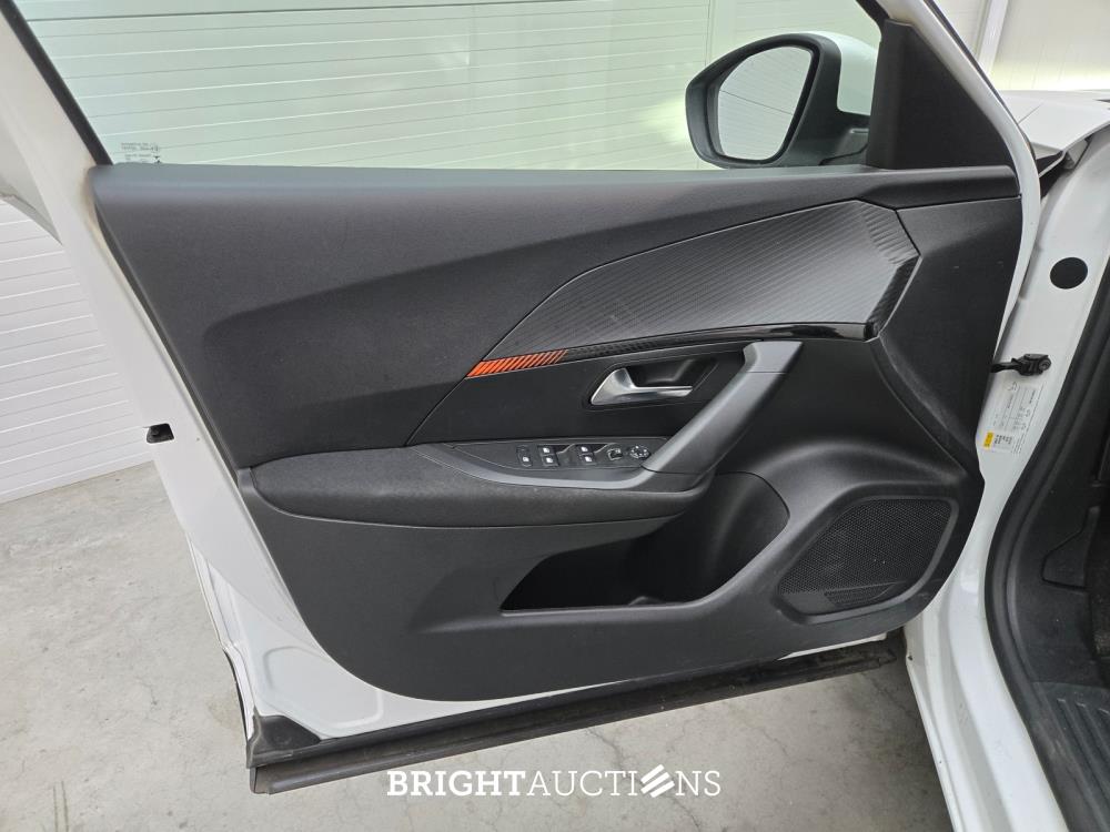 Peugeot 2008 Blue Lease Active 1.2 PureTech 102pk 2021 (Origineel-NL), K-518-TF