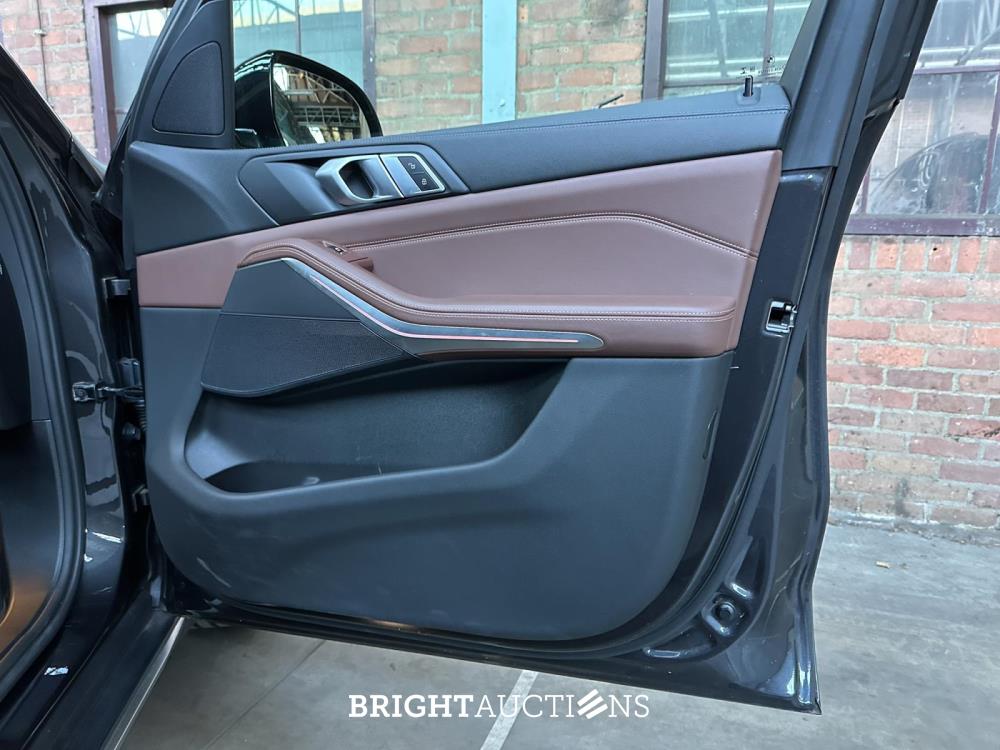 BMW X5 xDrive30d High Executive 265pk 2019, J-714-TF