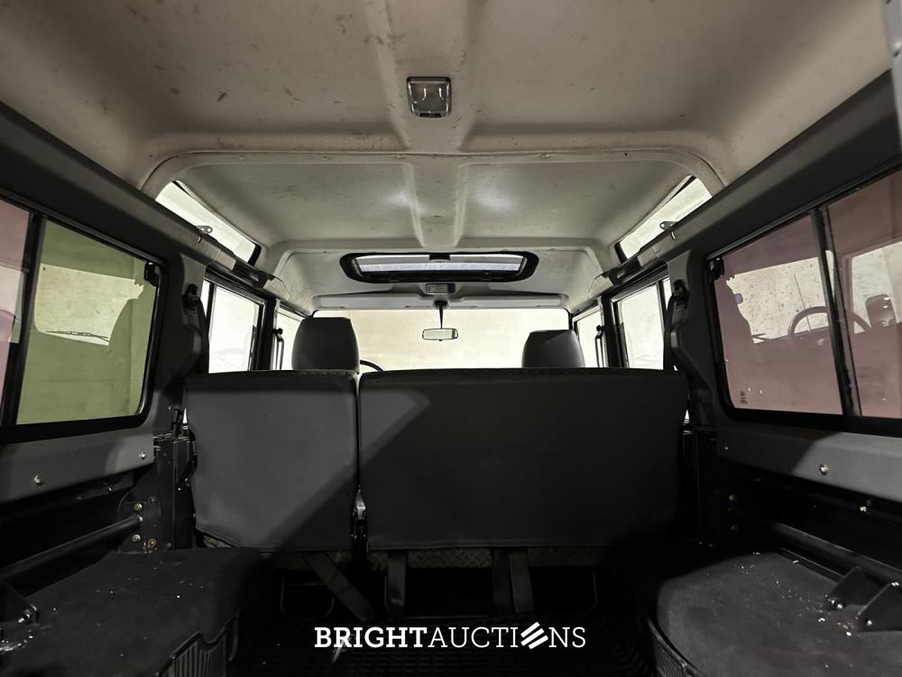 Land Rover Defender 2.5 TS5 110 SW S 122pk 2003, JRZ-71-L Youngtimer