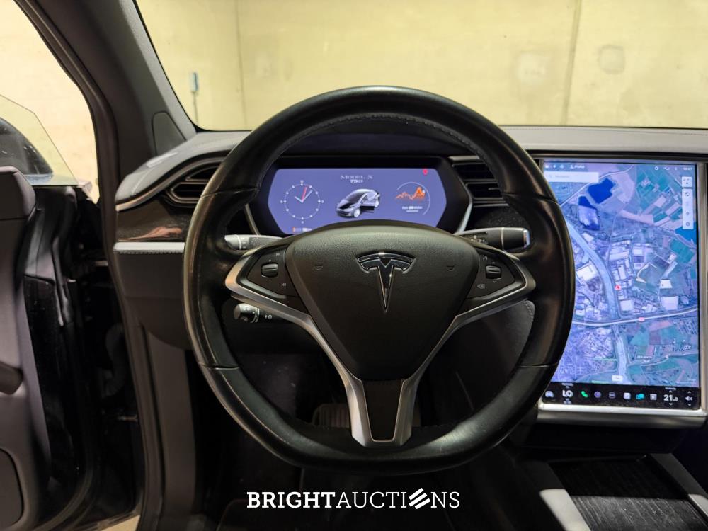 Tesla Model X 524pk 2017