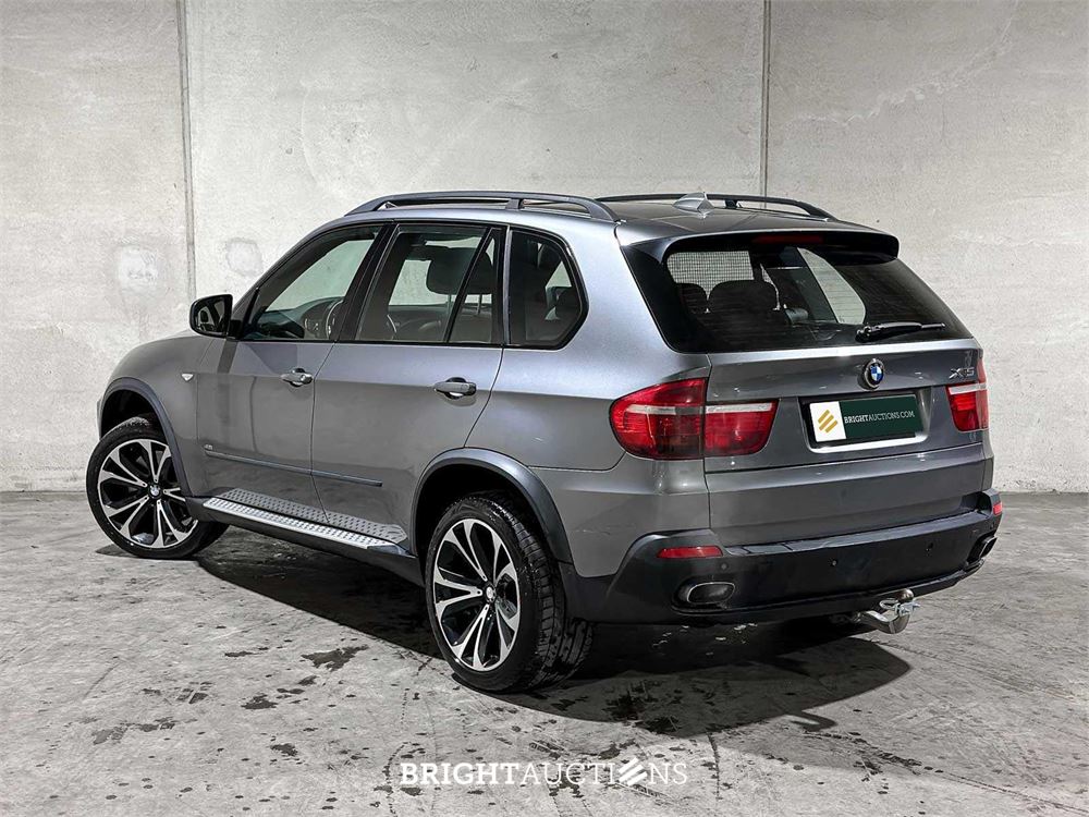 BMW X5 xDrive48i 4.8 V8 E70 355pk 2007, P-834-RB Youngtimer