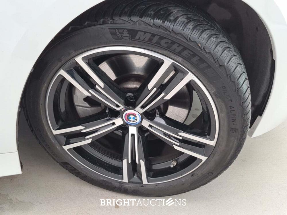 BMW 320e Touring M Sport 272pk 2022 (Origineel-NL) 3-Serie, R-268-NT