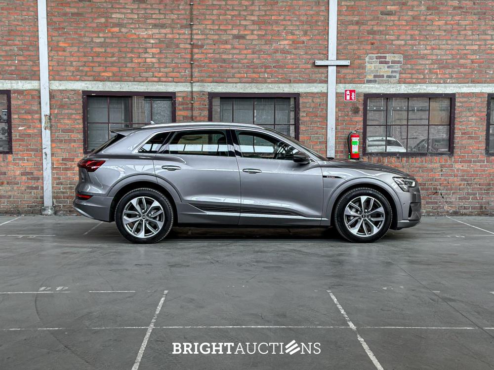 Audi e-tron 55 quattro Advanced edition 95 kWh 408pk 2021 (Origineel-NL+1e eigenaar), N-206-TT