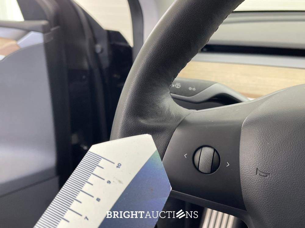 Tesla Model Y Long Range AWD 75 kWh 351pk 2021, P-271-KF