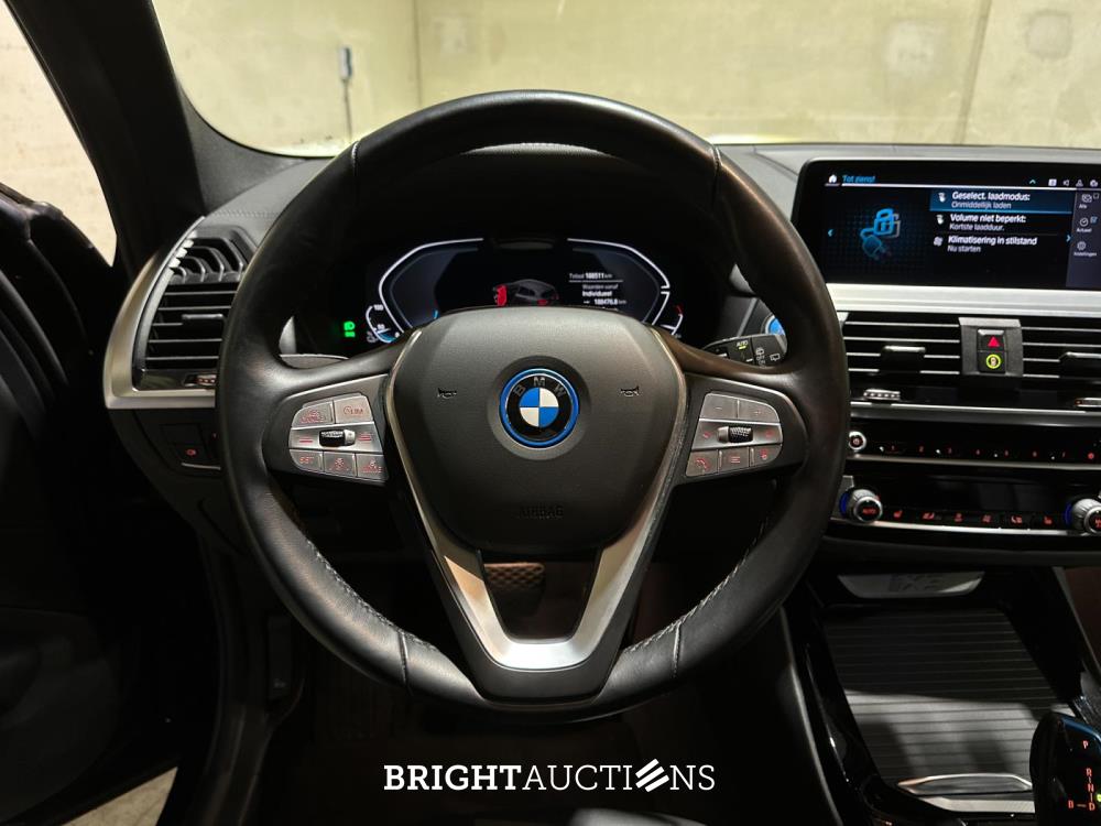 BMW iX3 High Executive 80 kWh 286pk 2021 G08 (Origineel-NL + 1e Eigenaar), N-444-RG