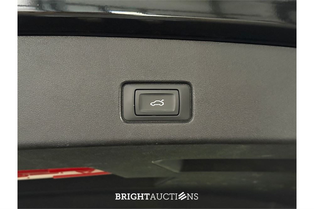 Audi Q4 35 Advanced edition 55 kWh 2022 (Origineel-NL), R-916-DG