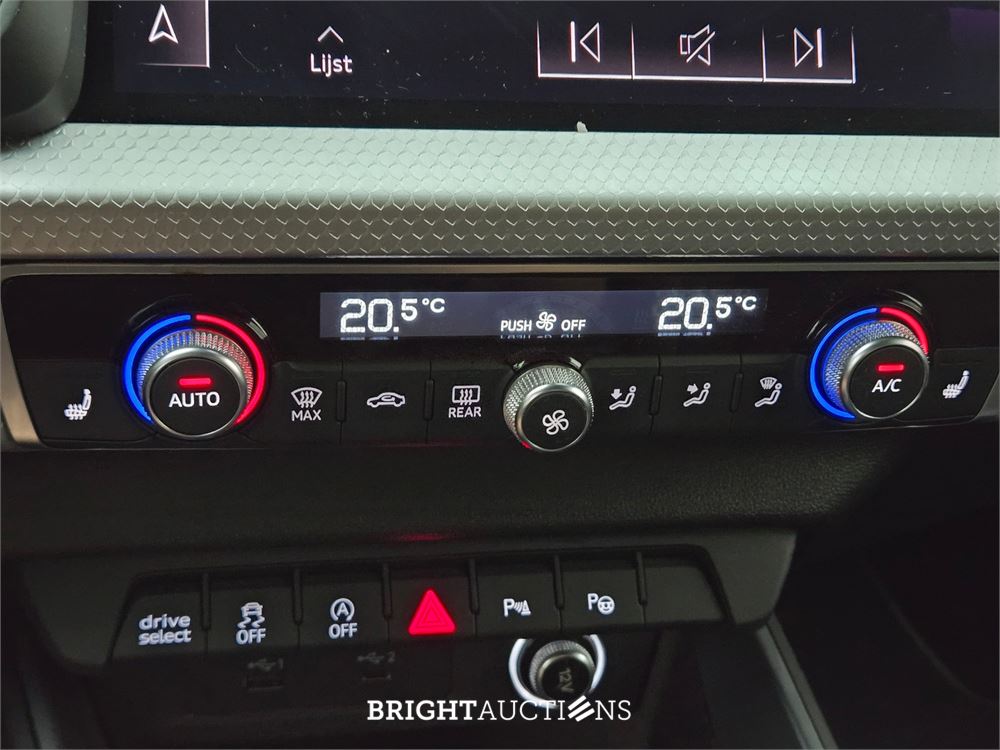 Audi A1 citycarver 30 epic TFSI 116pk 2019, X-200-BG