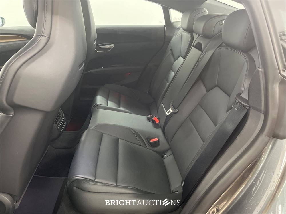 Audi e-tron GT GT 93 kWh 477pk 2021 (Origineel-NL), L-289-XB