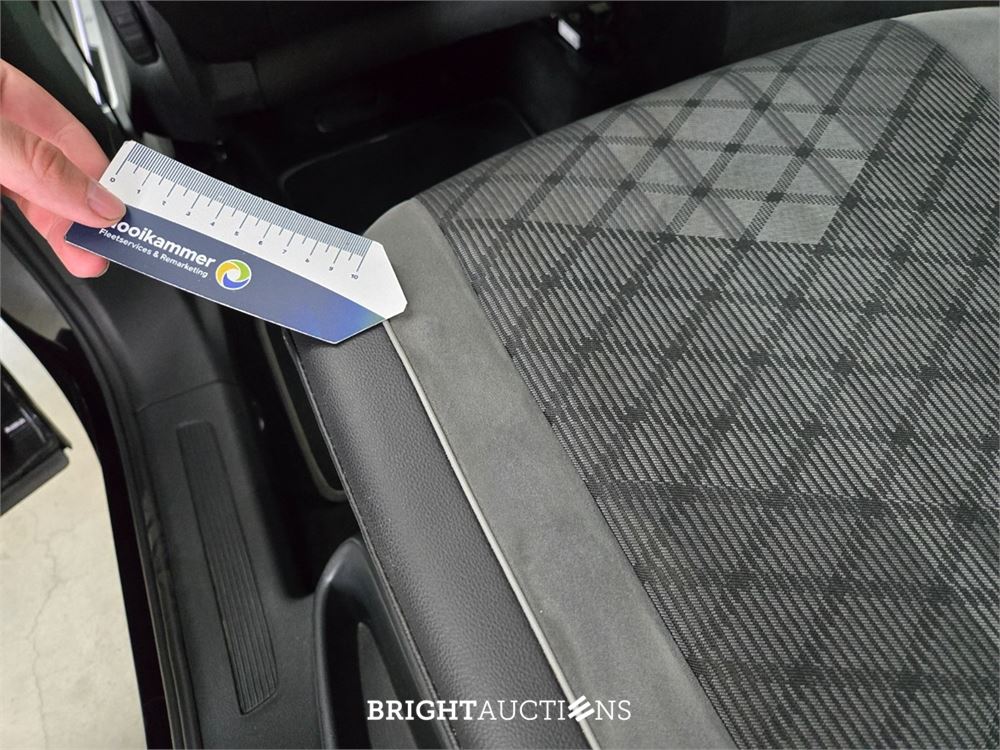 Volkswagen Tiguan eHybrid R-Line Business 1.4 TSI 265pk 2021, X-096-TJ