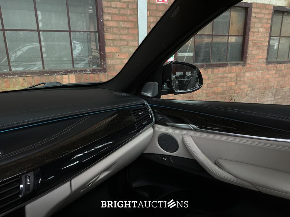 BMW X6 M50d 3.0 M-Sport 381pk 2015 F16 (Origineel-NL), 4-ZTN-33