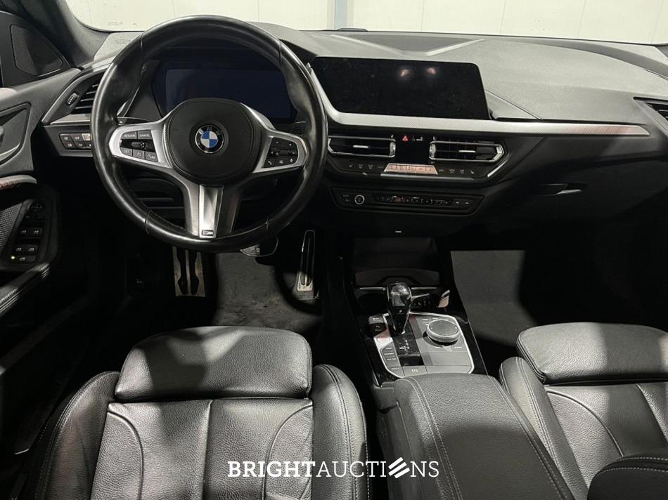 BMW 218i Gran Coupe Automaat High Executive Edition M-Pakket 136pk 2022 (Origineel-NL) 2-Serie, P-884-LJ