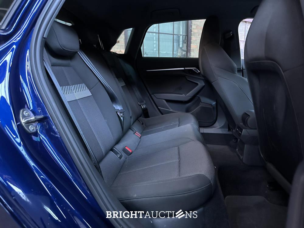 Audi A3 Sportback 35 TFSI Business edition 150pk 2020 (Origineel-NL+1e eignaar), J-594-JG