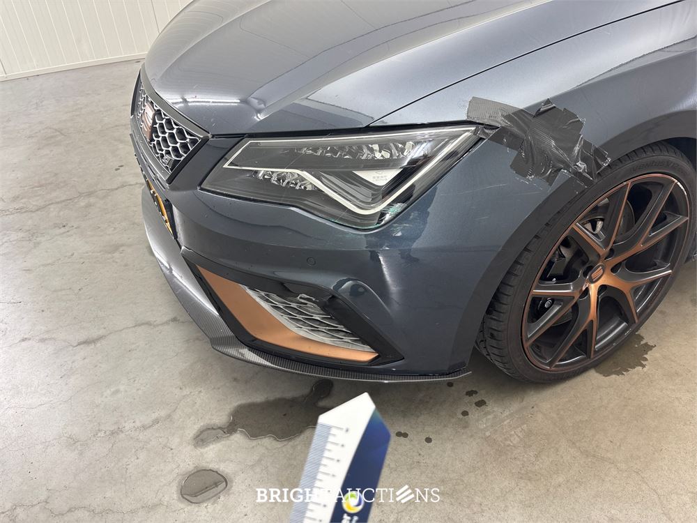 SEAT Leon ST 4DRIVE CUPRA Ultimate Edition 2.0 TSI 301pk 2020, X-831-JL