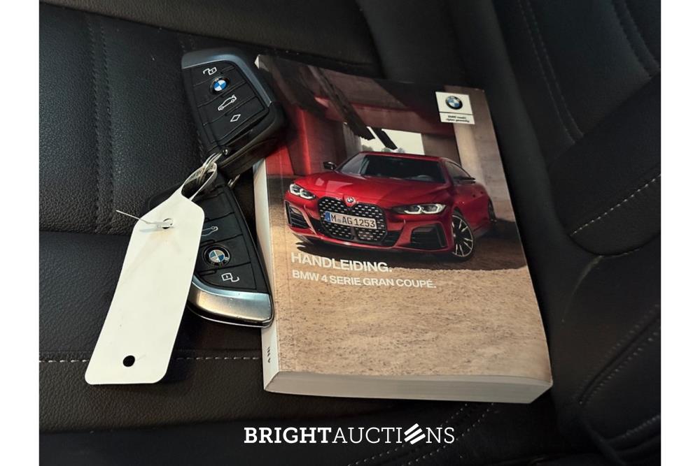 BMW 4 Serie 420 i Business Edition Plus 183pk 2022 (Origineel-NL), P-940-JH