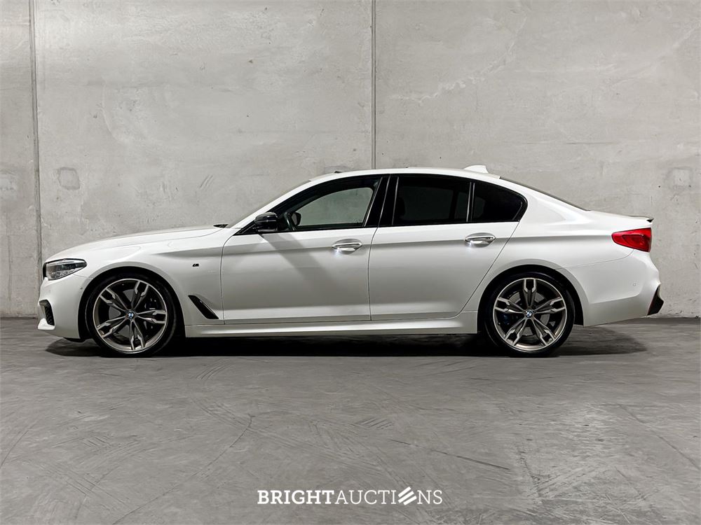 BMW M550i xDrive High Executive 462pk 2018 5-serie, KKP-44-R
