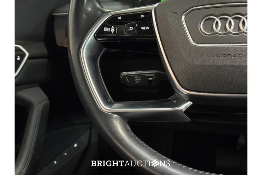 Audi e-tron 50 Launch edition plus Quattro 71 kWh 313pk 2020 (Origineel-NL), J-383-NL