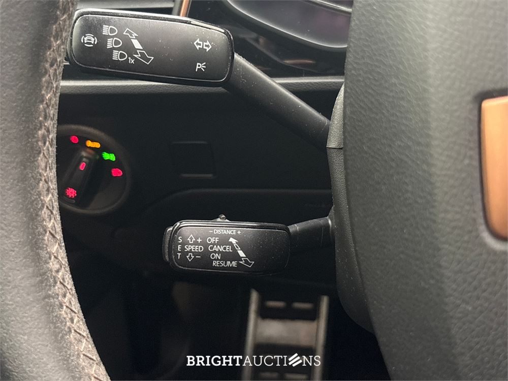 SEAT Leon ST 4DRIVE CUPRA Ultimate Edition 2.0 TSI 301pk 2020, X-831-JL