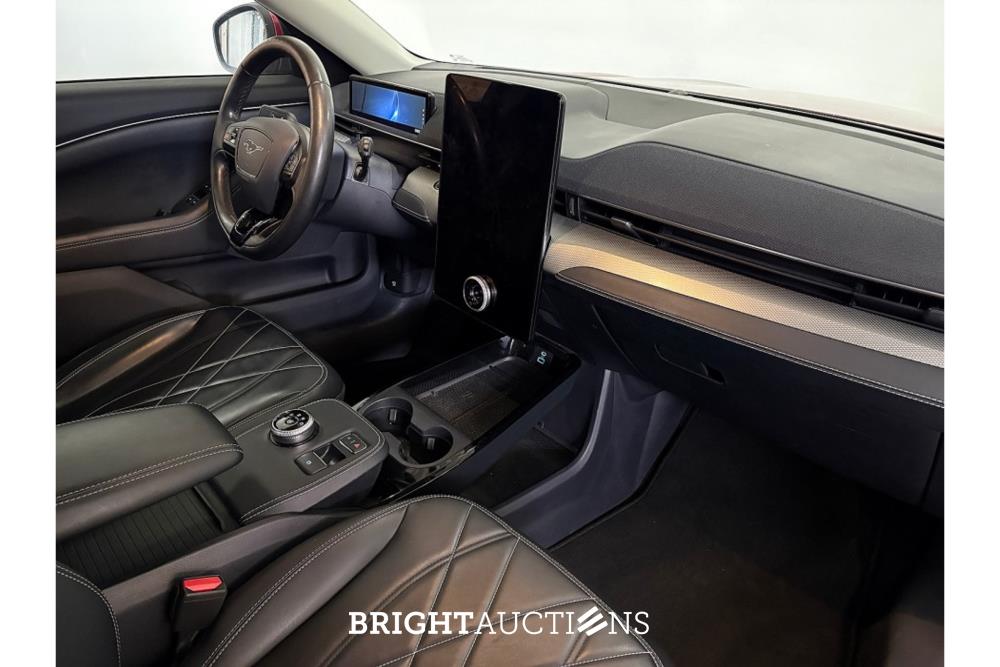 Ford Mustang RWD 75 kWh 2022 (Original-NL), P-598-LD