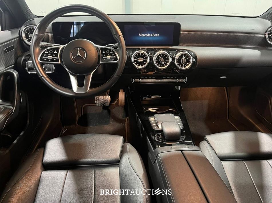 Mercedes-Benz A250 e Business Solution Luxury Limited 262pk 2021 (Origineel-NL) A-klasse, L-311-XT