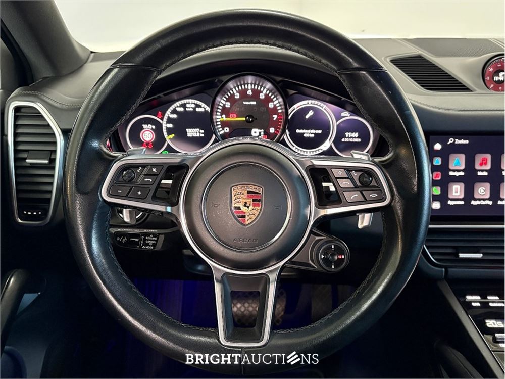 Porsche Cayenne E-Hybrid Platinum Edition 3.0 476pk 2022 (Origineel-NL), P-588-ZV