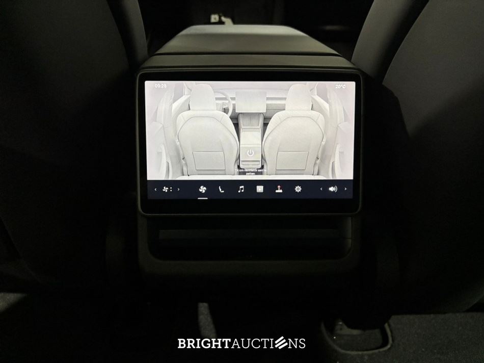 Tesla Model 3 RWD Highland 19 inch 60 kWh 283pk 2023 (Origineel-NL), X-156-DB